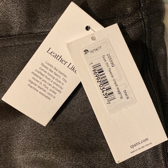 Spanx leather fleece line leggings 1x - Picture 3 of 3